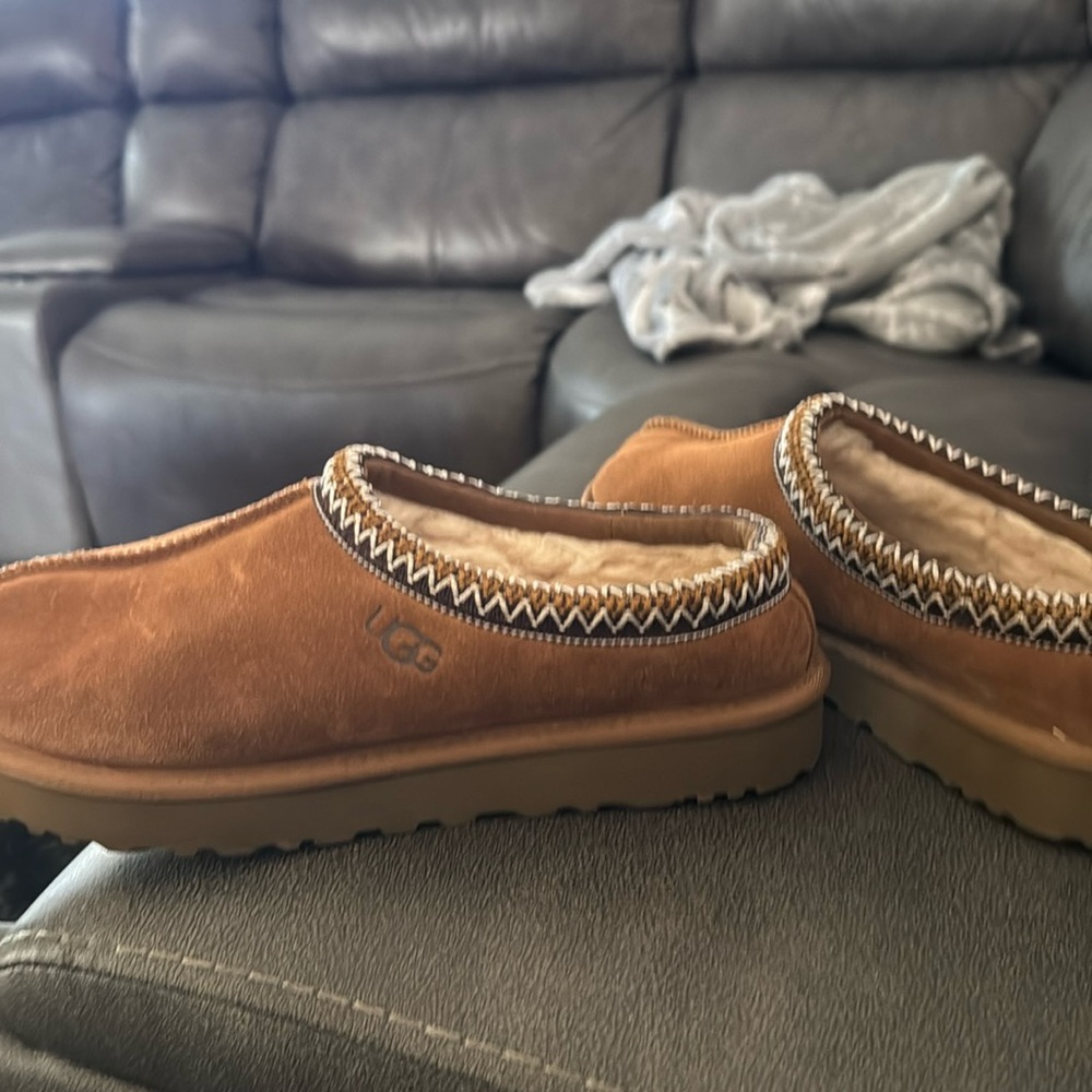 Ugg tasman slippers